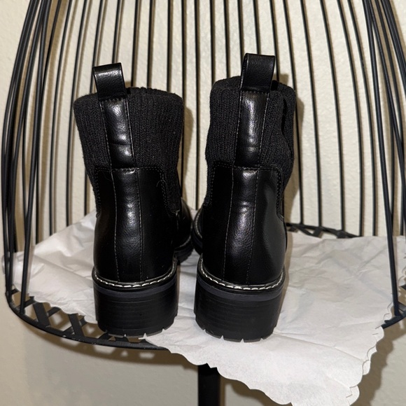 Kensie Ankle Boots - Picture 4 of 6